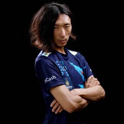 player-image